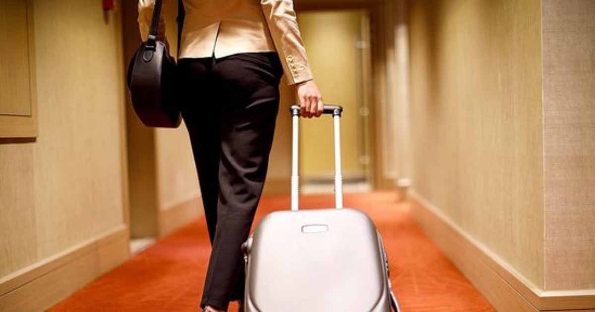 Why Do Flight Attendants Choose To Go To A Hotel Instead Of Going Straight Home After Landing?